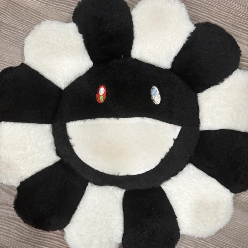 Black and White Flower Plush Pillow